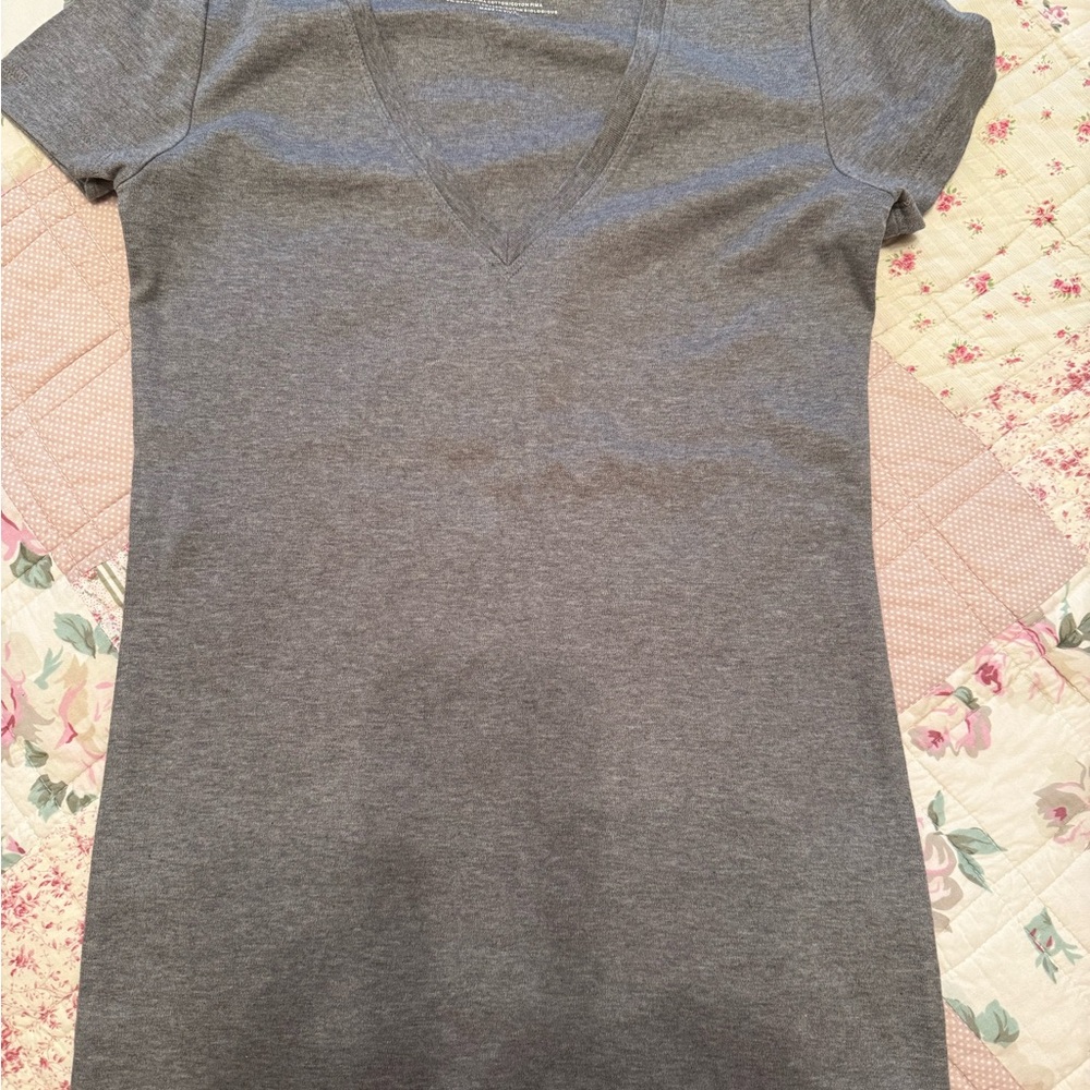 Banana Republic Heather Gray V-Neck Tee